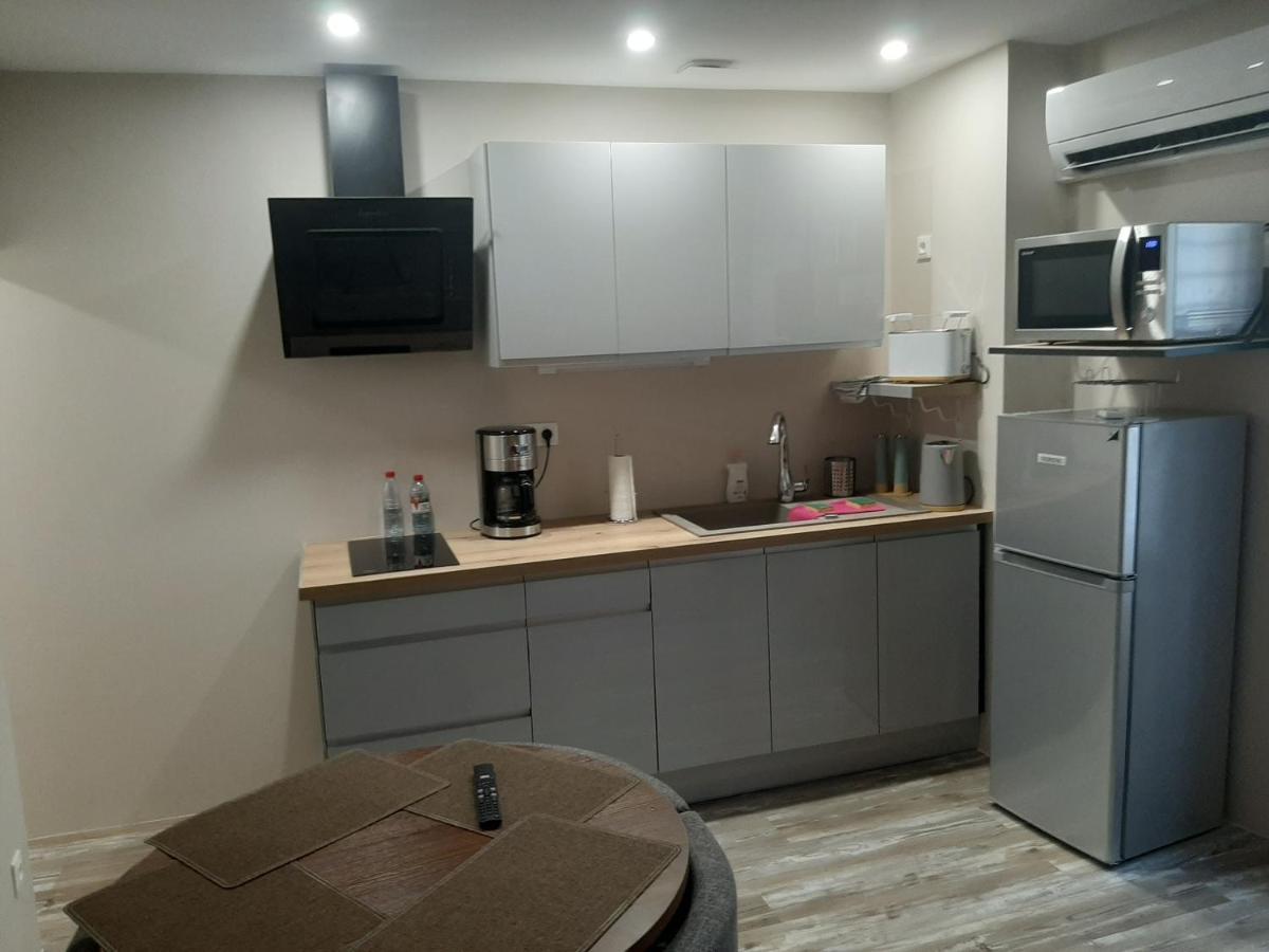 APT T2 COSY de 40 à 50 M2 Idéal pour un déplacement PRO  Les IRIS Bourg-Saint-Andéol Extérieur photo