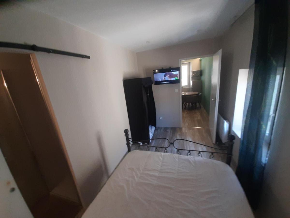 APT T2 COSY de 40 à 50 M2 Idéal pour un déplacement PRO  Les IRIS Bourg-Saint-Andéol Extérieur photo