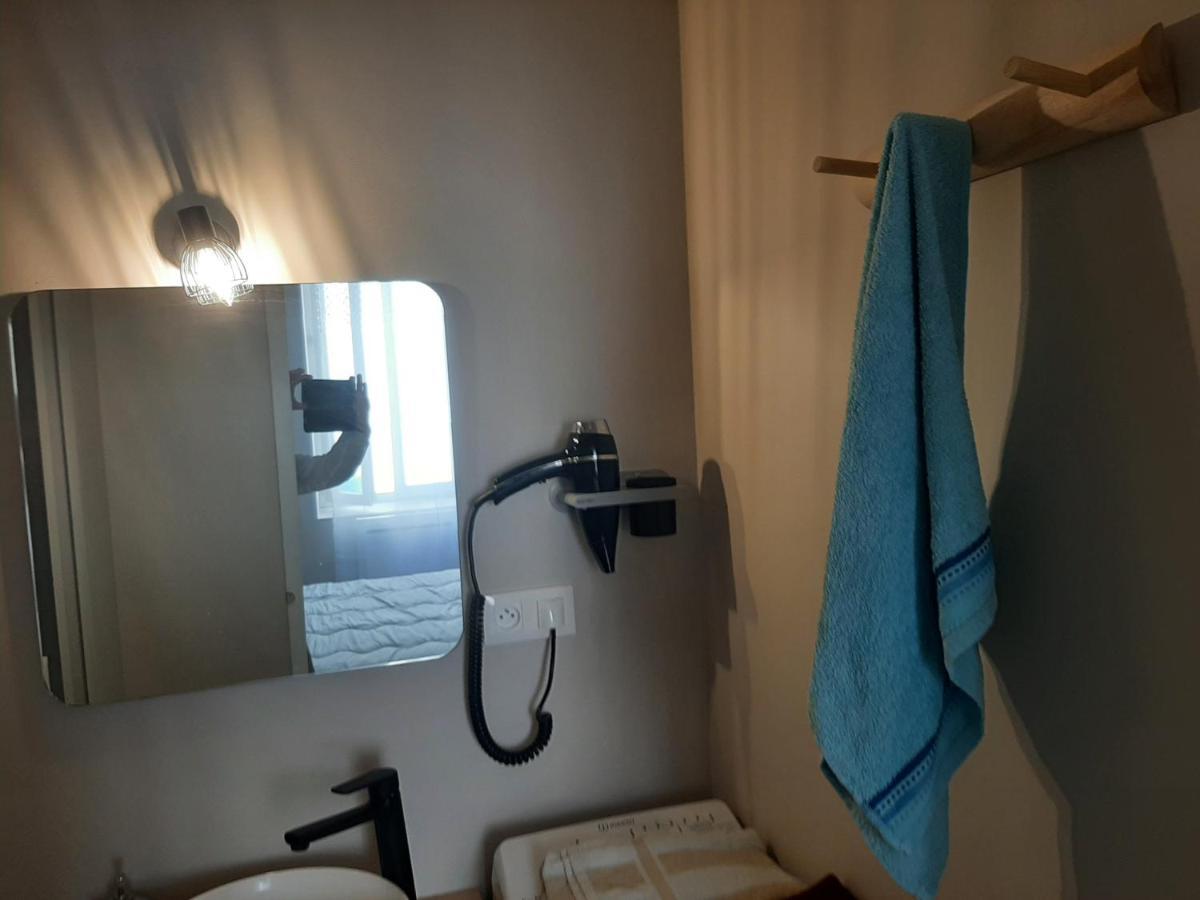APT T2 COSY de 40 à 50 M2 Idéal pour un déplacement PRO  Les IRIS Bourg-Saint-Andéol Extérieur photo