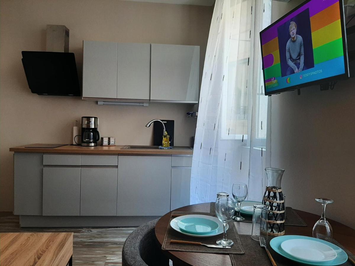 APT T2 COSY de 40 à 50 M2 Idéal pour un déplacement PRO  Les IRIS Bourg-Saint-Andéol Extérieur photo