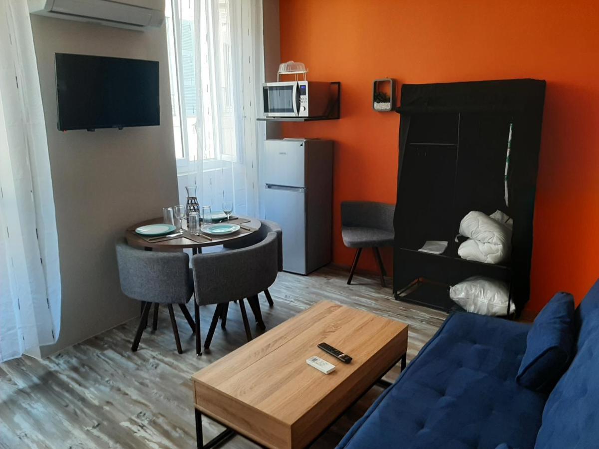 APT T2 COSY de 40 à 50 M2 Idéal pour un déplacement PRO  Les IRIS Bourg-Saint-Andéol Extérieur photo